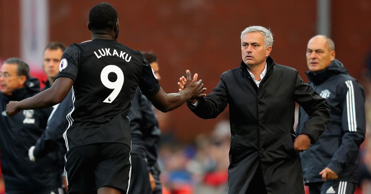 Hình ảnh: Mourinho vẫn tin tưởng Lukaku ở vị trí cao nhất