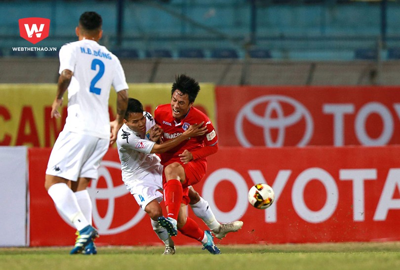 T.Quảng Ninh chấm dứt chuỗi trận toàn thắng trên sân Hàng Đẫy trước Hà Nội. Ảnh Hải Đăng