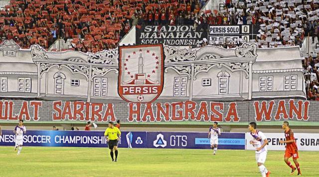 Theo dự kiến, các CĐV sẽ mang vào sân hai tấm banner với tiêu đề '' Indonesia AFF Champion !!!'' và ''The spirit of O Garudaku''.