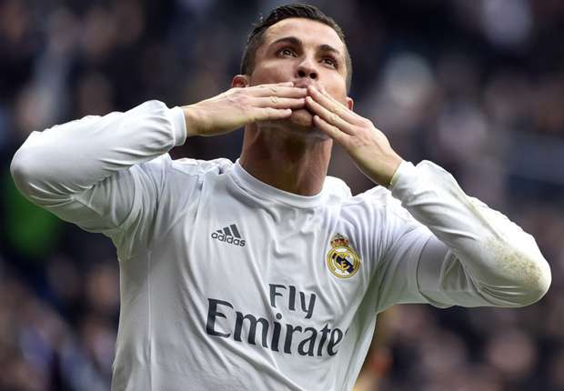 Ronaldo có cơ hội góp mặt trong trận Siêu kinh điển vào tháng 12.