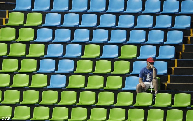 Những hình ảnh này không còn xa lạ trên các khán đài tại Rio 2016.