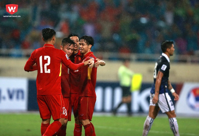 Thắng lợi ''5 sao'' giúp Công Phượng và các đồng đội có nhiều cơ hội giành vé dự Asian Cup 2019. Ảnh: Hải Đăng