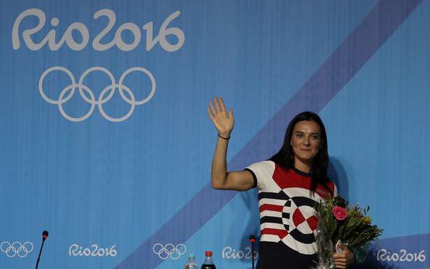 Isinbayeva chính thức kết thúc hành trình 17 năm thi đấu đỉnh cao.