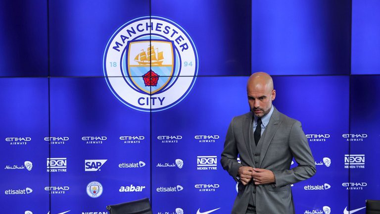 HLV Pep Guardiola.