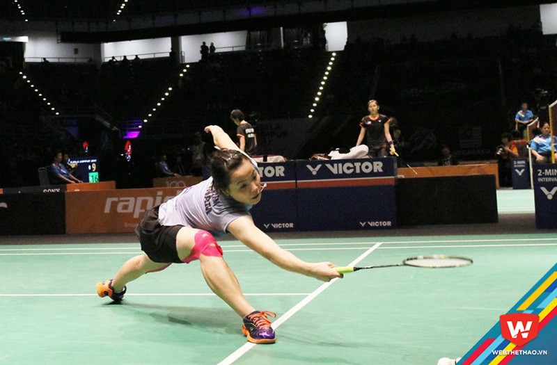 Thùy Linh đang hòa 1-1 trước tay vợt chủ nhà ở trận tứ kết