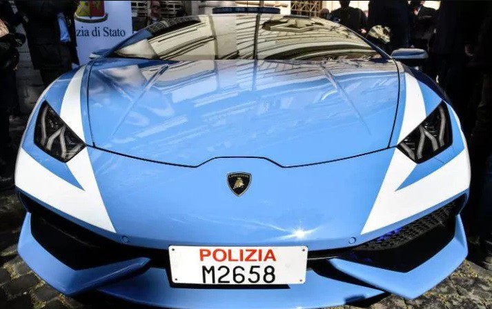 Cảnh sát tuần tra Italia đã có thêm phương tiện để phục vụ nhân dân