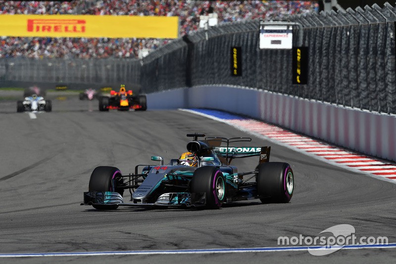 Mercedes đang hi vọng lập lại lịch sử đường đua Nga tại đường đua Tây Ba Nha