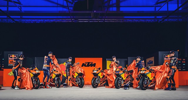 Dàn '' mãnh thú '' KTM RC16