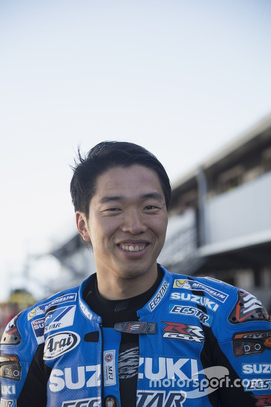 Takuya Tsuda - tay đua 31 tuổi sẽ thay thế Alex Rins thi đấu cho đội Suzuki tại MotoGP 2017