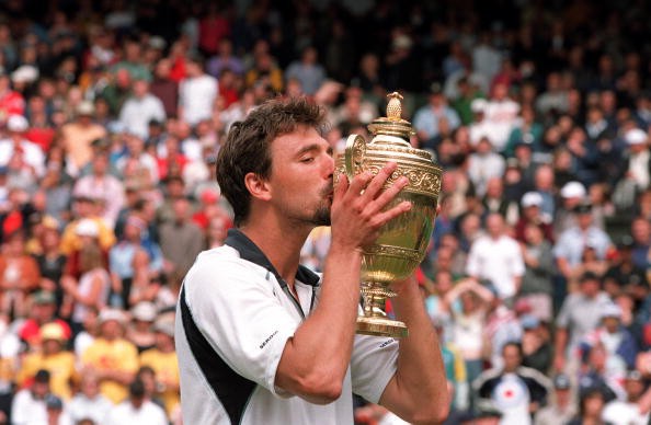 Goran Ivanisevic là tay vợt gần nhất thành công tại Wimbledon nhờ lối chơi giao bóng lên lưới cổ điển
