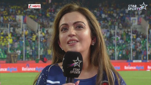 Bà Nita Ambani, vợ của người giàu nhất Ấn Độ và hiện làm chủ tịch IMG-Reliance.