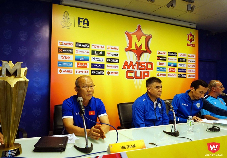 Quan cảnh buổi họp báo giải M150 Cup trước thềm VCK U23 châu Á 2018. Ảnh: Quang Thịnh.