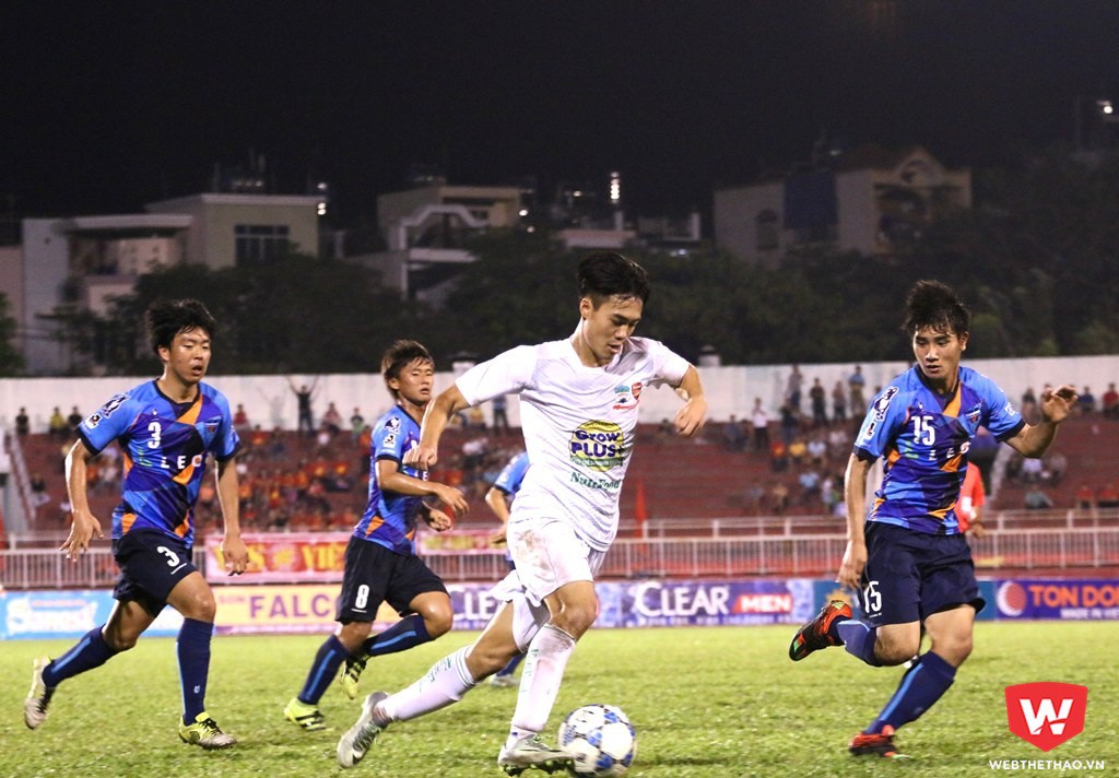 Qua 3 trận đấu, Văn Toàn đã khiến HLV U.21 nhận định đủ đẳng cấp đá J2 League. Ảnh: Quang Thịnh.