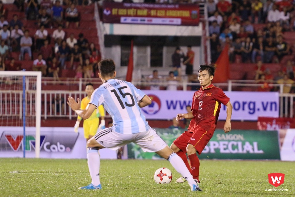 Lương Hoàng Nam trong trận gặp U20 Argentina. Ảnh: Quang Thịnh.