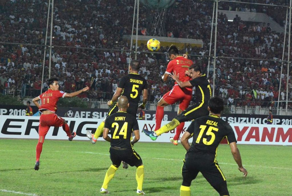Chơi áp đảo trước đối thủ Malaysia, Aung Thung cùng đồng đội đã có kết quả ngọt ngào. Ảnh: MFF