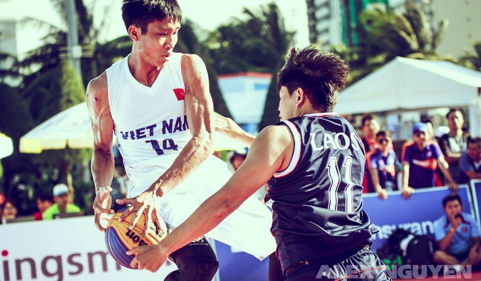 Được đào tạo bóng rổ từ năm lớp 12, Tú ''Kobi'' bén duyên với con đường thi đấu chuyện nghiệp. Ảnh: Alex Nguyen.