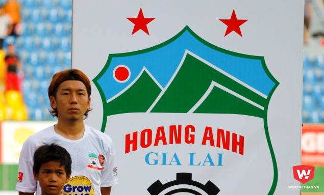 Ideguchi có đóng góp quan trọng trong mùa giải đầu tiên anh chơi trong mùa áo HAGL tại V.League 2016. Ảnh: Quang Thịnh.