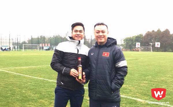 Ấm lòng với tình cảm của Hội du học sinh Việt Nam tại Thượng Hải dành cho U23 Việt Nam.