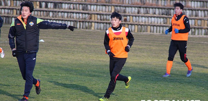 Gangwon có tổng cộng 3 trận đấu tập cùng các đội trường đại học tại Ulsan trước khi sang Nhật. Ảnh: Footballist.