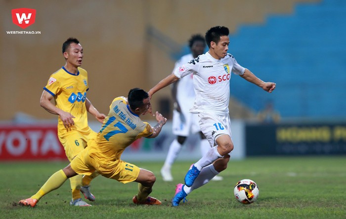 Trận đấu trên sân Thanh Hoá có ý nghĩa quyết định đến ngôi vô địch ở mùa giải năm nay. Ảnh Hải Đăng