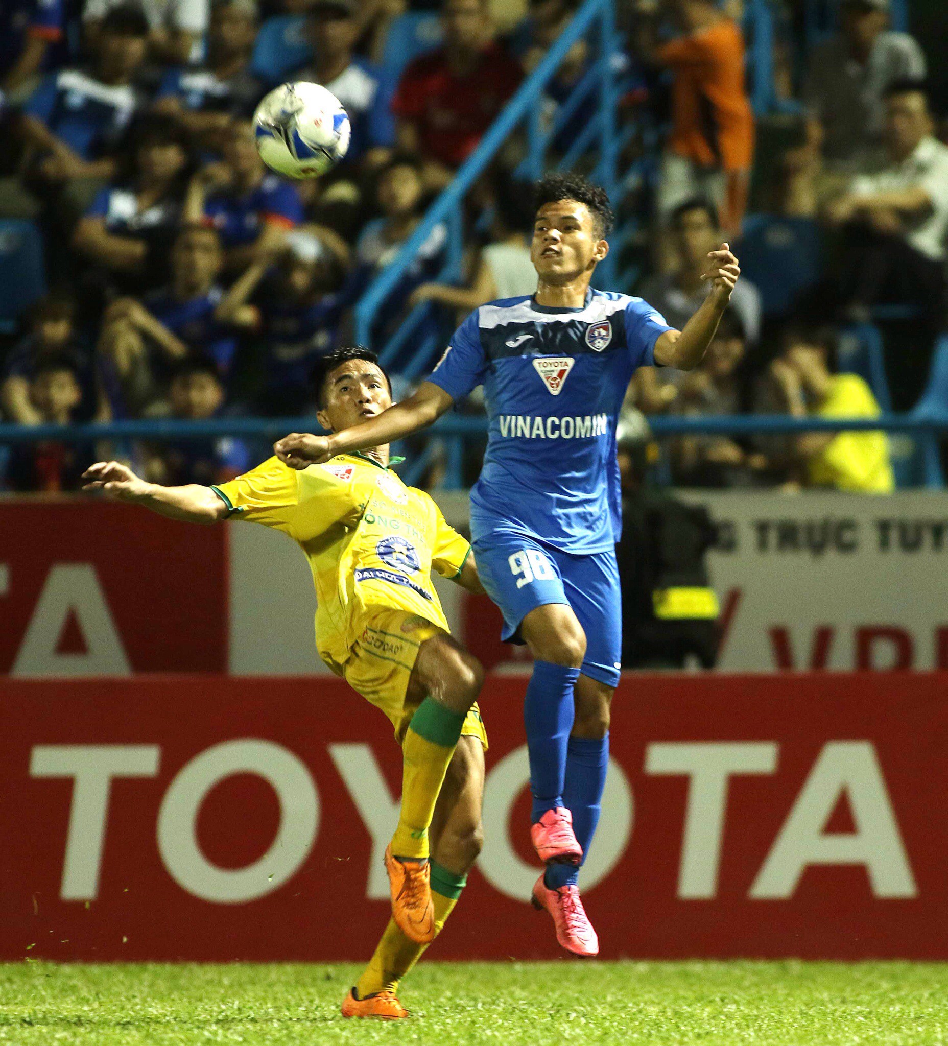 Lâm Thuận lần đầu tiên được trao cơ hội ra sân ở V.League