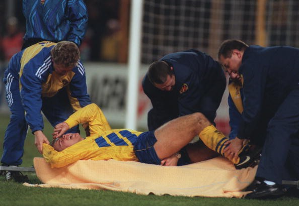 Brolin bị gãy chân trong trận đấu với Hungary năm 1994