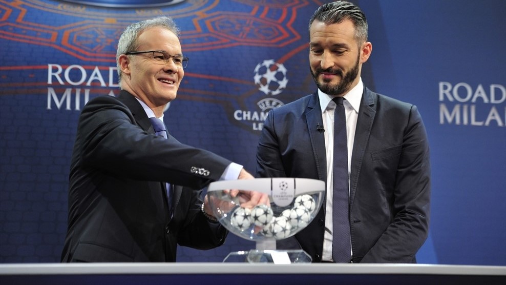 Giám đốc các giải đấu UEFA, Giorgio Marchetti và cựu danh thủ Luca Zambrotta