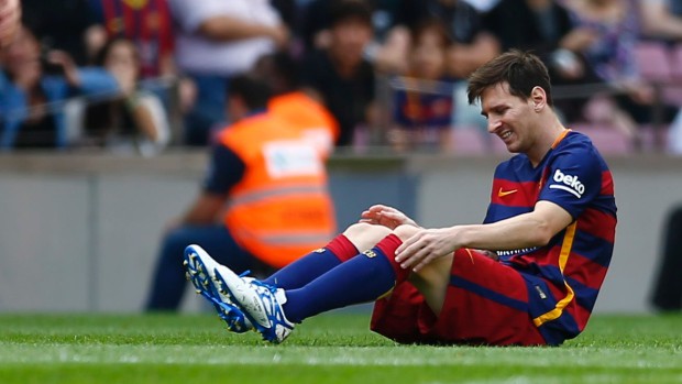 Messi vẫn đang phải điều trị chấn thương