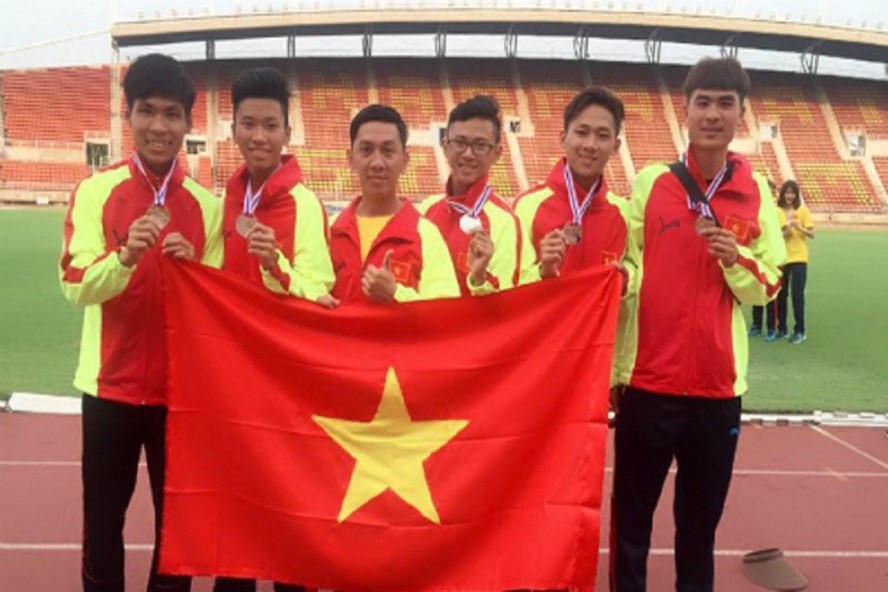 hình ảnh: Các VĐV Việt Nam đạt thành tích xuất sắc tại giải Điền kinh trẻ ĐNÁ.