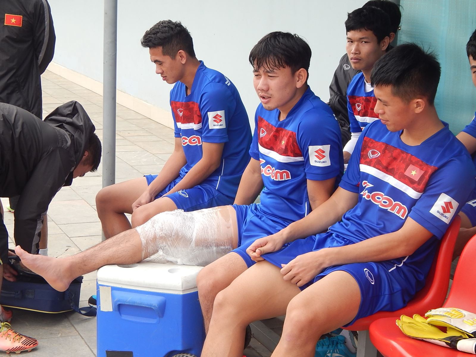 Hình ảnh: Chấn thương ở bắp đùi khiến Minh Vương không thể tham dự M-150 Cup