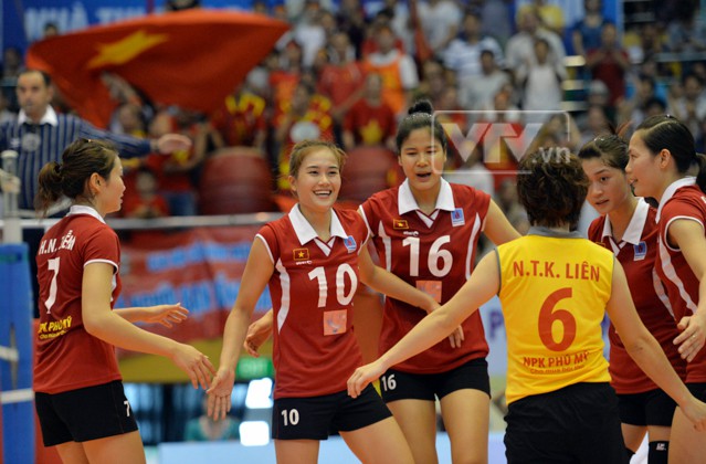 Giành ngôi nhất vòng loại, Việt Nam gặp lại chính Kazakhstan ở bán kết