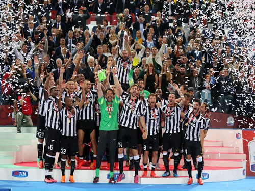 20/05/2015, JUVENTUS vs LAZIO (Finale Coppa Italia) NELLA FOTO : LA JUVENTUS ESULTA  (Foto Bartoletti)