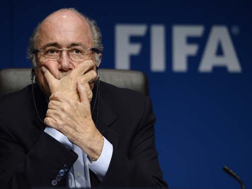 epa04769863 (FILE) File picture dated 26 September 2014 of FIFA President Joseph Blatter during a press conference following a FIFA Executive Committee meeting in Zurich, Switzerland. The United States Justice department on 27 May 2015 names nine football officials indicted on corruption charges, including current top officials at governing body FIFA, which is due to hold its Congress and presidential election on 29 May. FIFA president Joseph Blatter is not one of the nine indicted persons.  EPA/STEFFEN SCHMIDT DATABASE