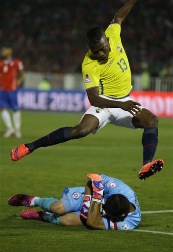 Enner Valencia ,Claudio Bravo