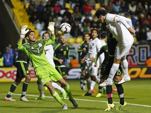 APTOPIX Chile Soccer Copa America Mexico Bolivia