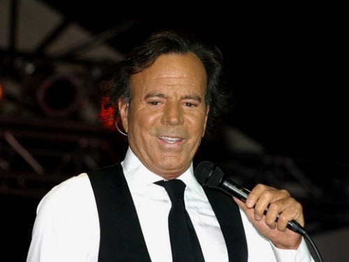 Julio Iglesias: “Hãy để Casillas là trường hợp cuối cùng”