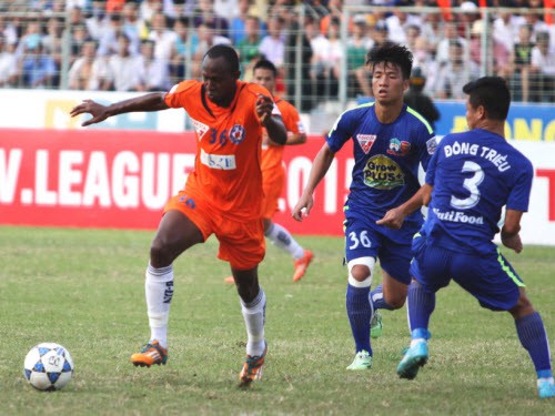 Cách chơi của HA.GL lúc thật, lúc ảo.