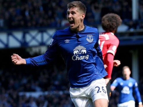 Chelsea muốn phá kỷ lục vì John Stones