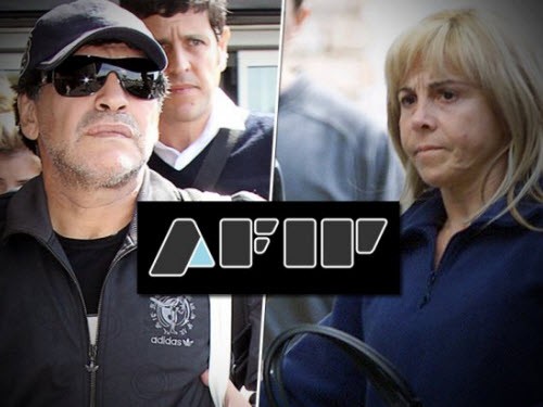 Maradona kiện vợ cũ trộm cắp tài sản