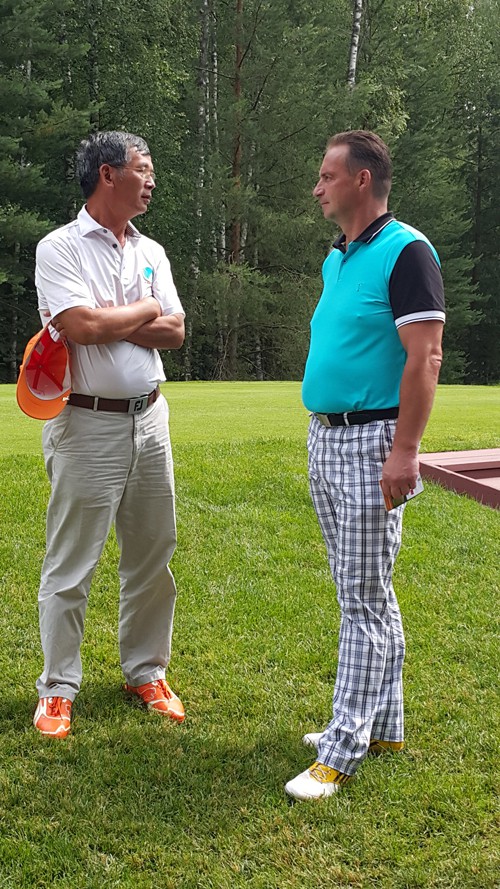 TTK VGA Nguyễn Văn Hảo và PCT kiêm  Giám đốc Hiệp hội golf Nga, Kochetkov Aleksandr. 