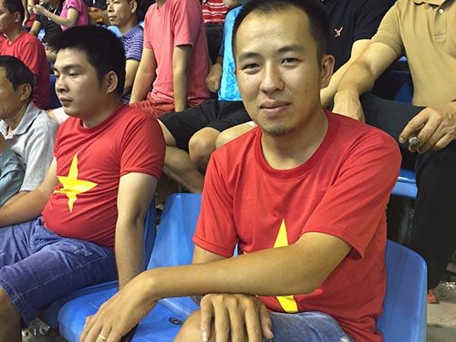 CĐV Việt Nam: "Không thấy tiếc, vì xứng đáng"