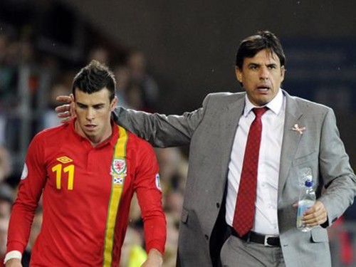 HLV xứ Wales, Chris Coleman: “Tại sao Bale phải rời Real Madrid tới Man Utd”?