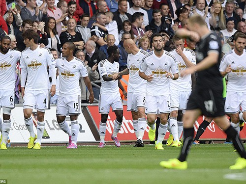 Swansea thành công chỉ nhờ may mắn