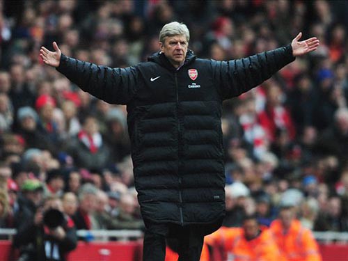 HLV Arsene Wenger: “Chúng tôi không hề được hỏi ý kiến”
