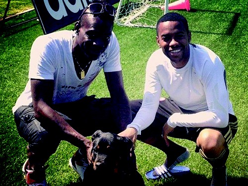 Balotelli buồn vì không xin được “hộ chiếu gâu gâu”