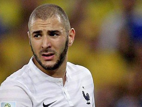 Real chấp nhận bán Benzema cho Arsenal: Thứ Ba xác định tất cả