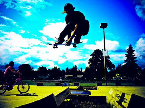 Skateboard:  “Trượt lên đi cho tâm hồn thoải mái”