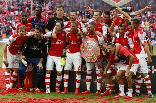 Arsenal đã có được danh hiệu đầu mùa.