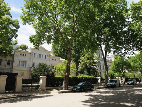 Ông chủ Chelsea cải tạo siêu biệt thự