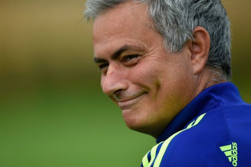 "Người đặc biệt" Jose Mourinho.